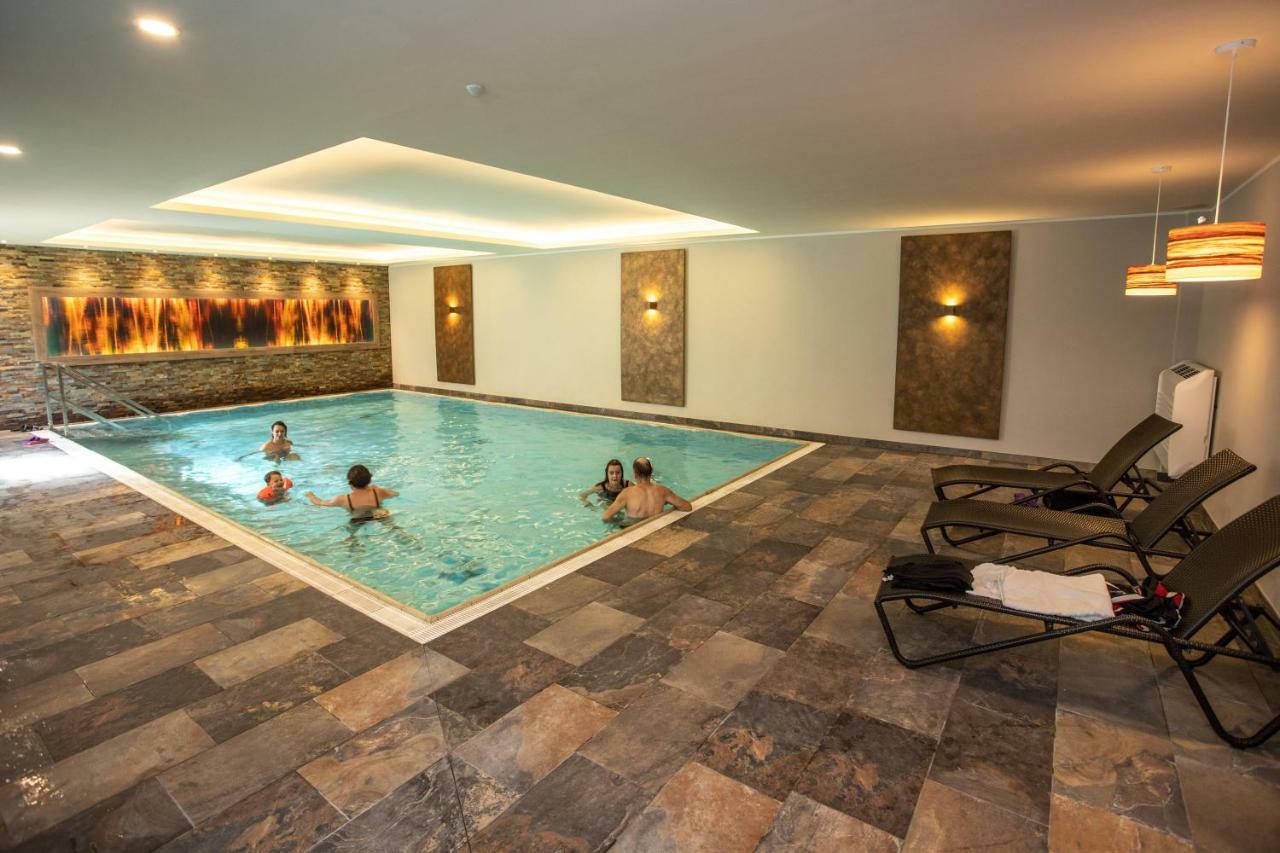 Hotel Im Tannengrund Лангелсхайм Екстериор снимка